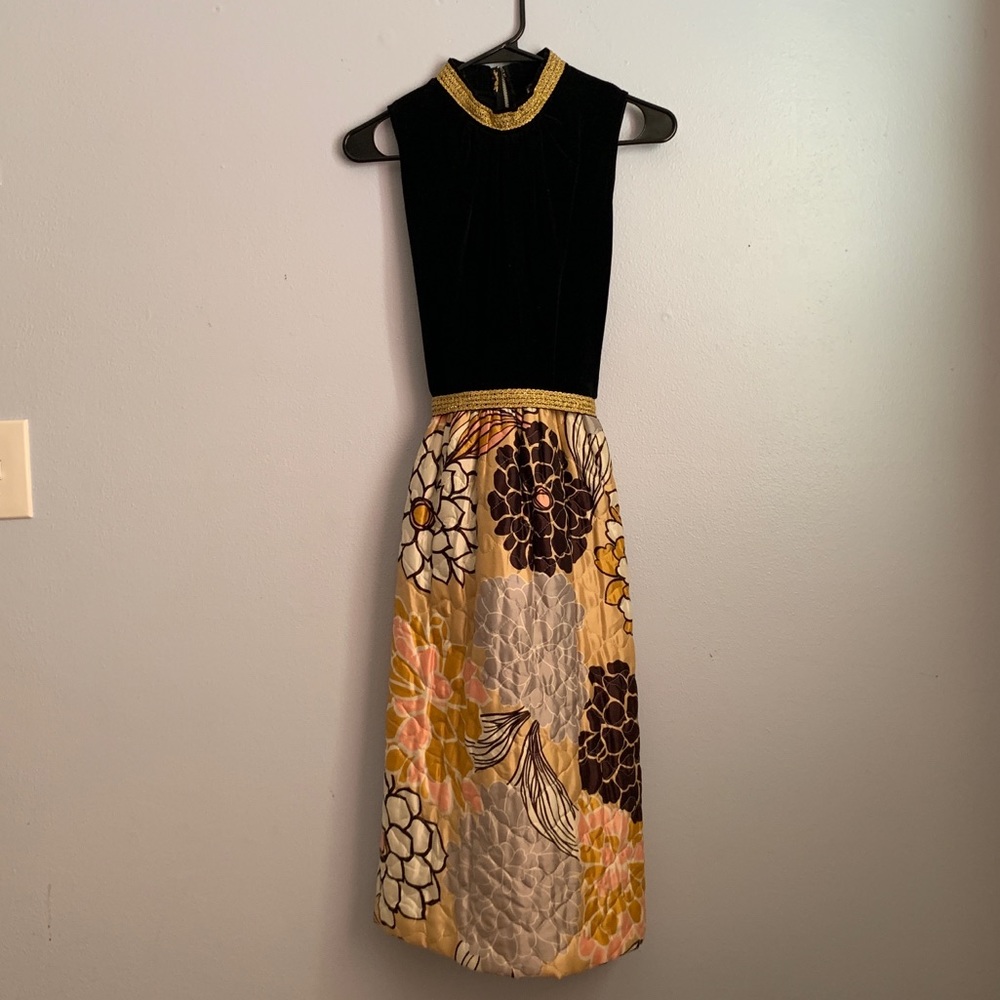 Sleeveless Black Velvet Top Floral Gold Midi Dress